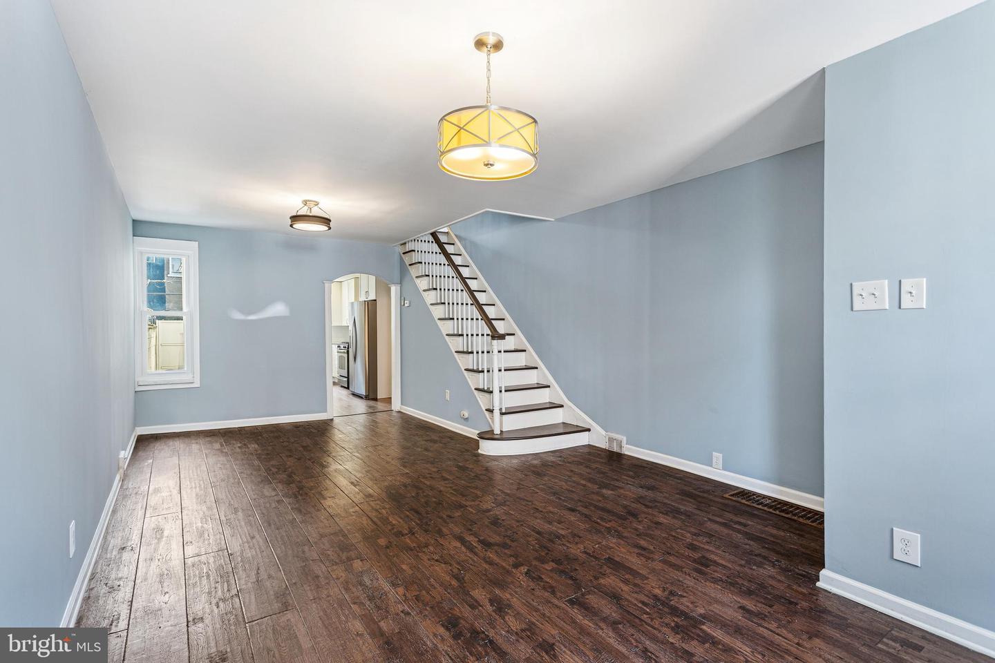 1705 S Bancroft St Property Photo 9