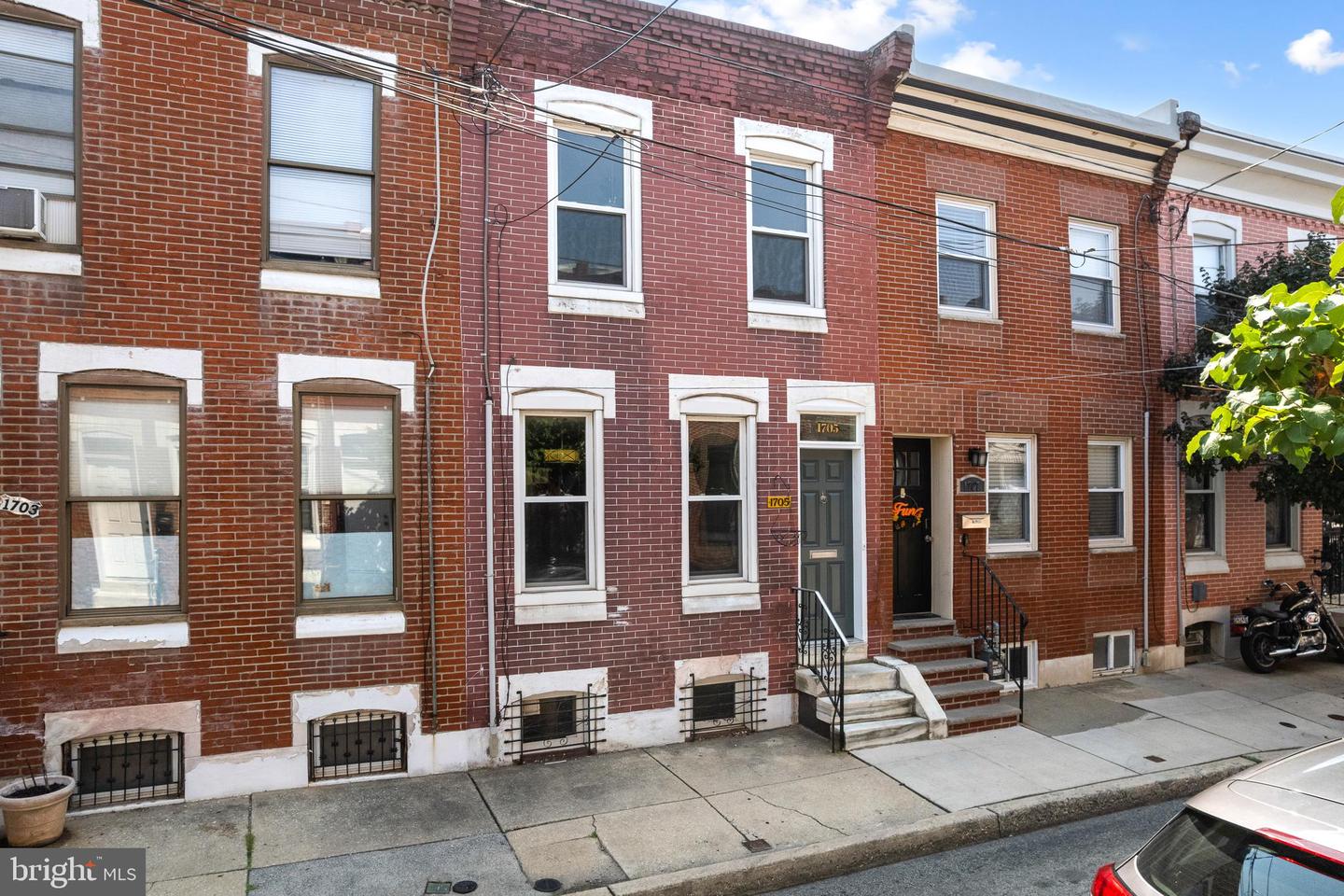 1705 S Bancroft St Property Photo 24
