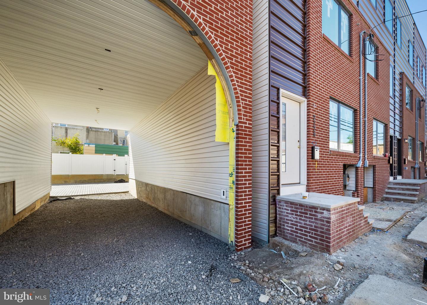 2114 E Rush St Property Photo 51