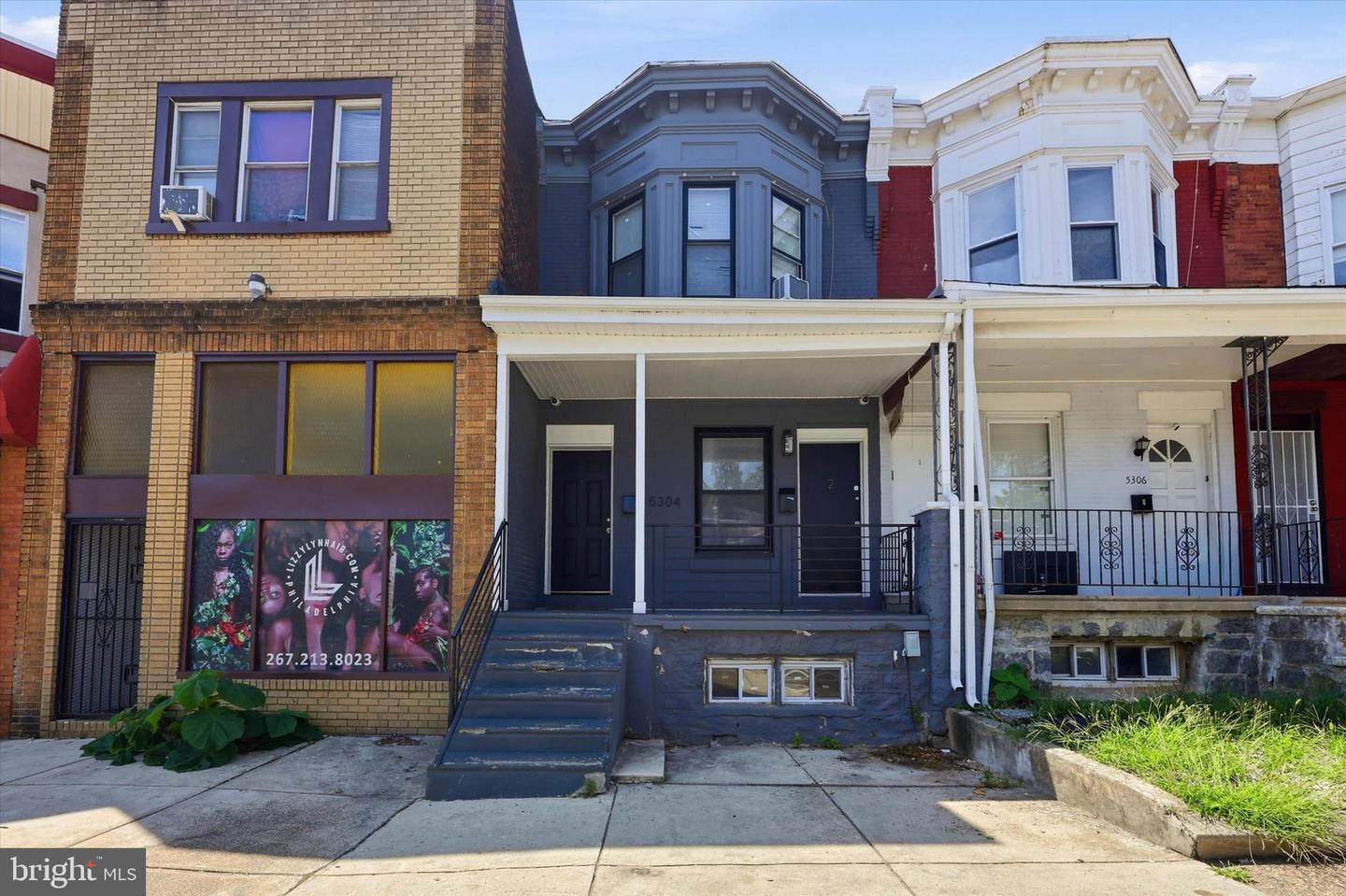 5304 CHESTNUT ST Property Photo 1