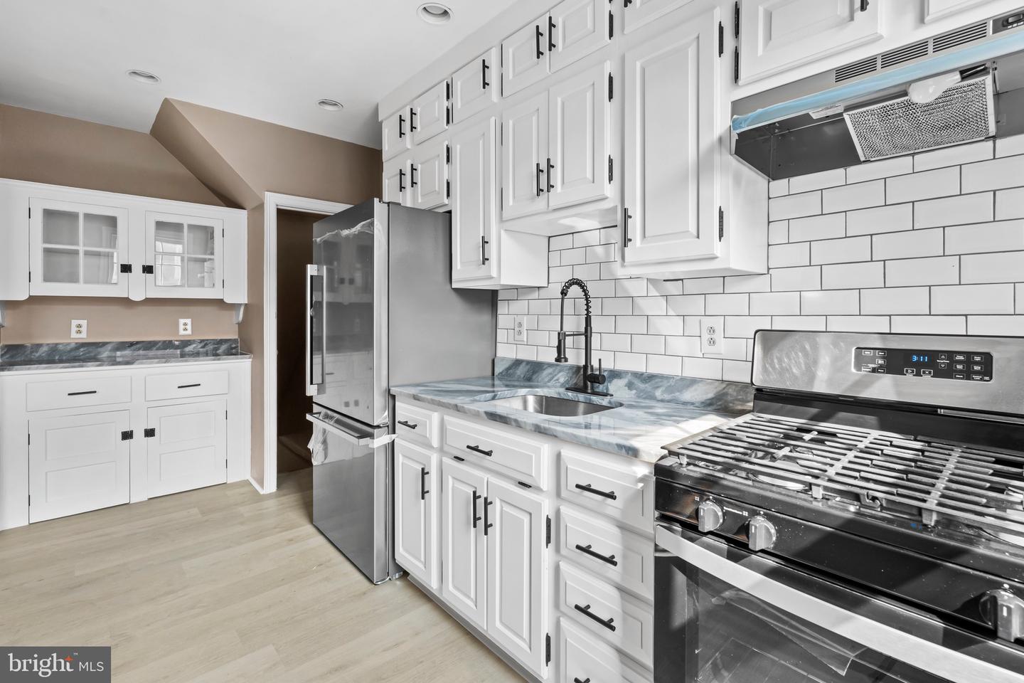 7538 Rugby St Property Photo 10