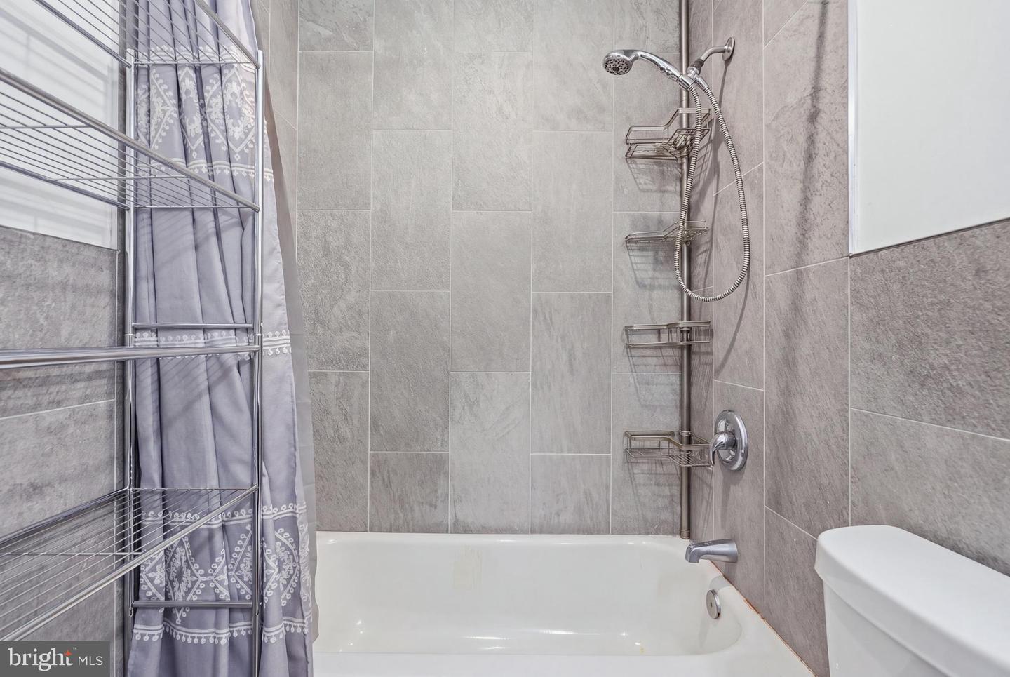 2562 E Auburn St Property Photo 29