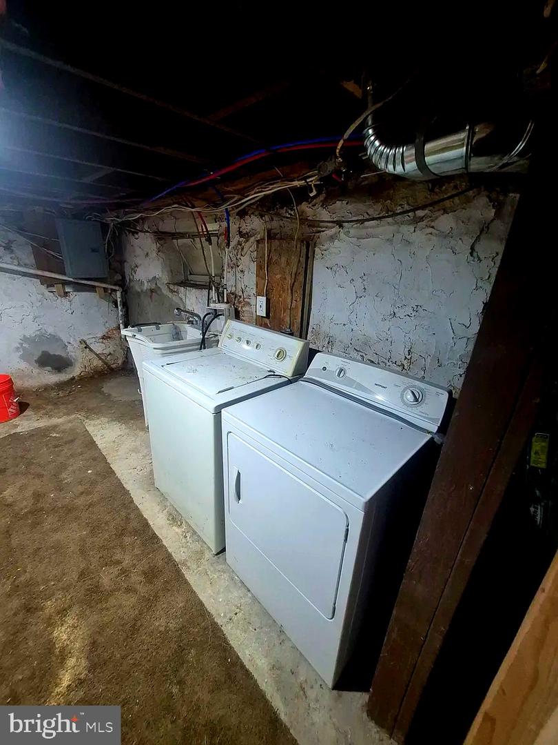 6010 N Lambert St Property Photo 22