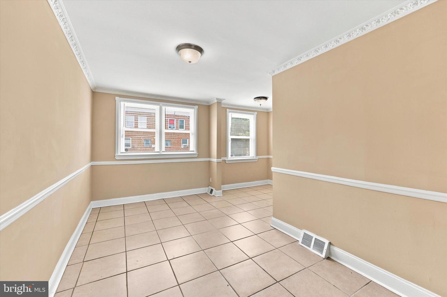 8766 Ditman St Property Photo 5