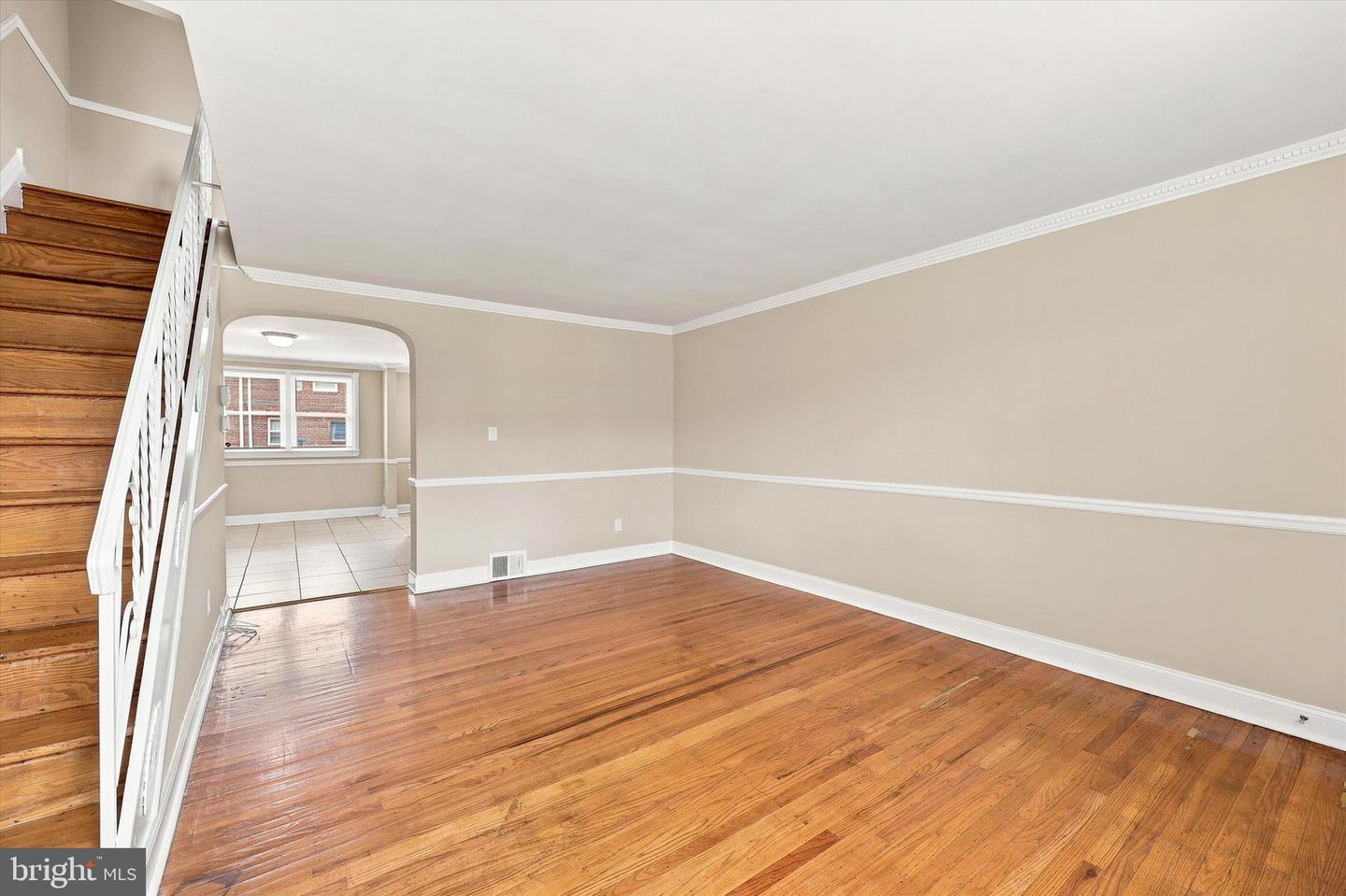 8766 Ditman St Property Photo 10