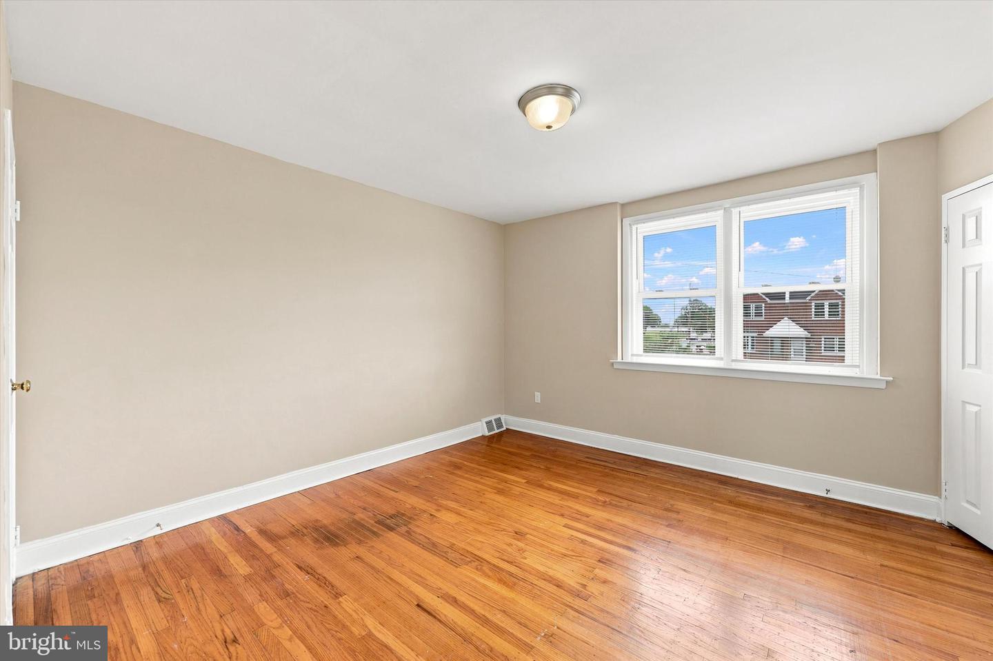 8766 Ditman St Property Photo 11