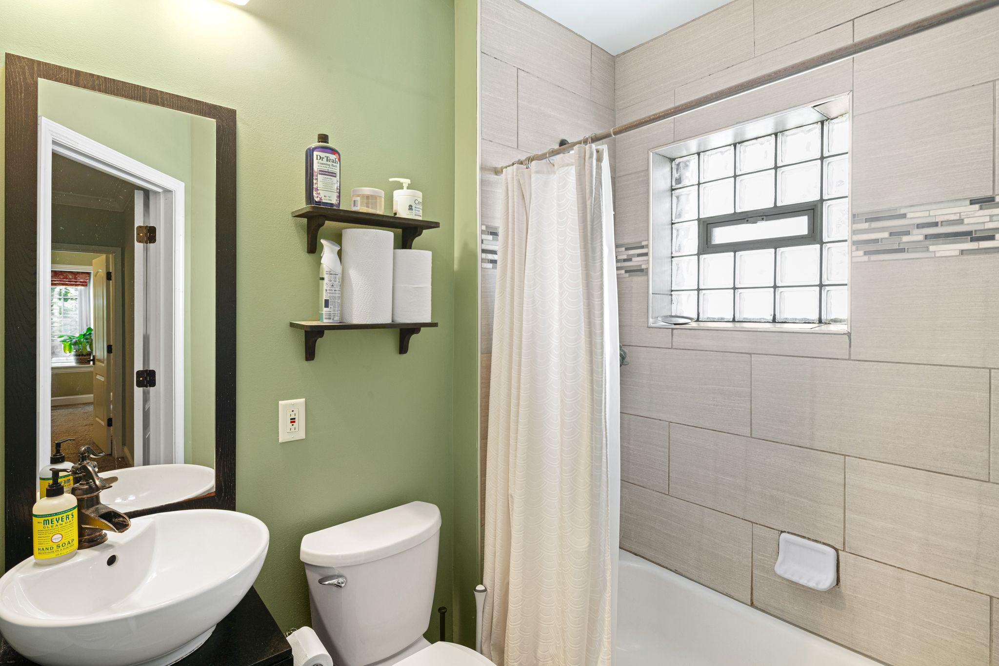 259 Kalos St Property Photo 17