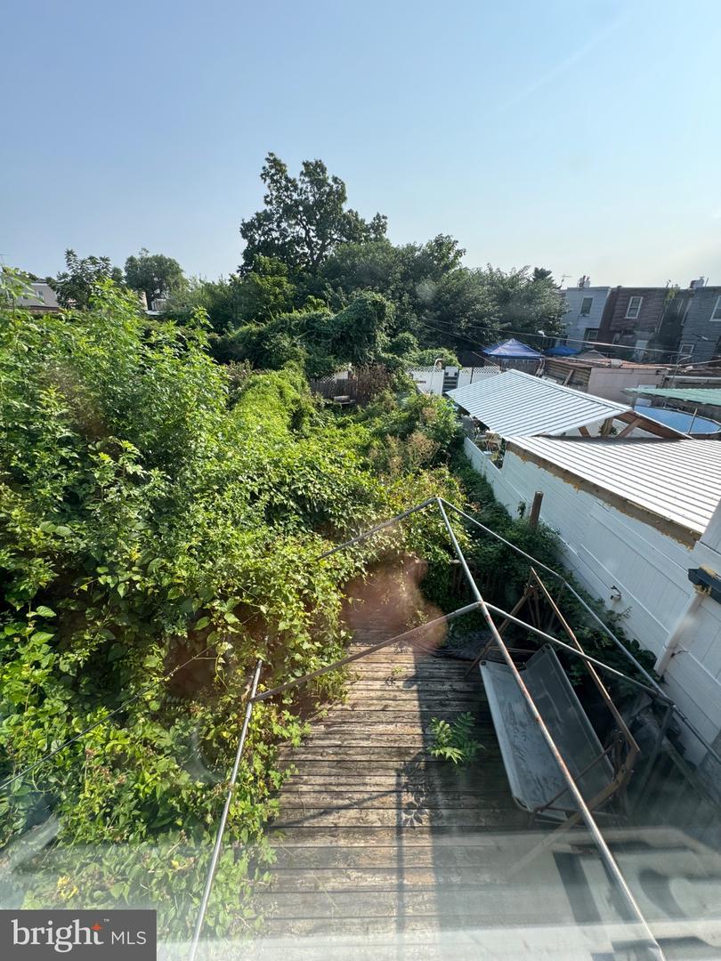 2021 Plum St Property Photo 6