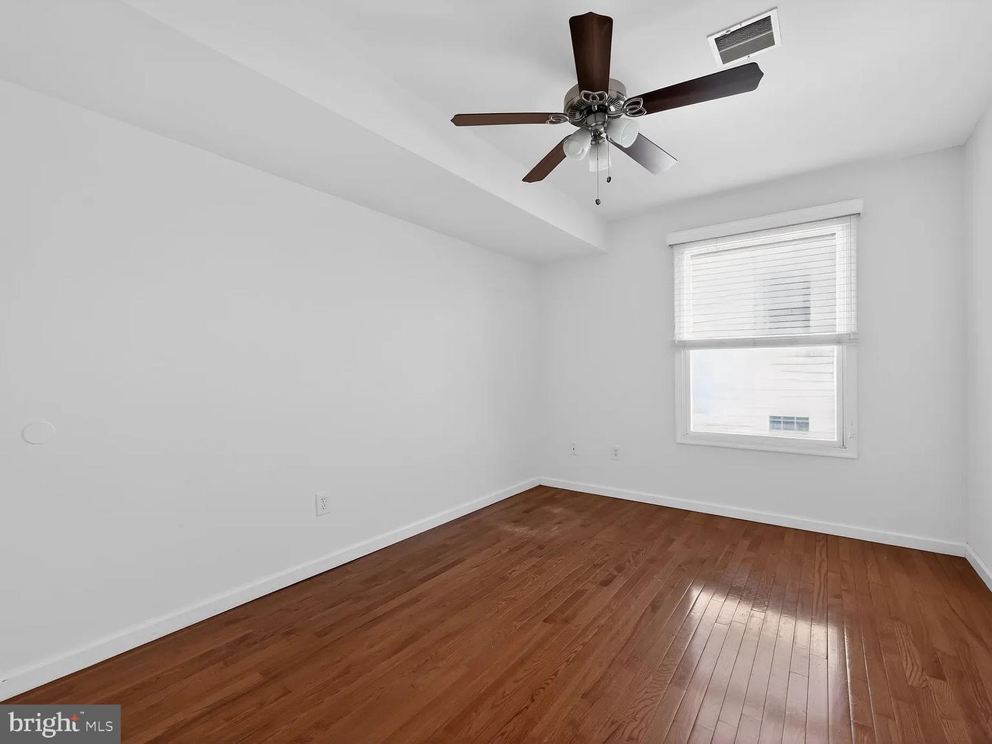 1521 N 15th St #2 Property Photo 8