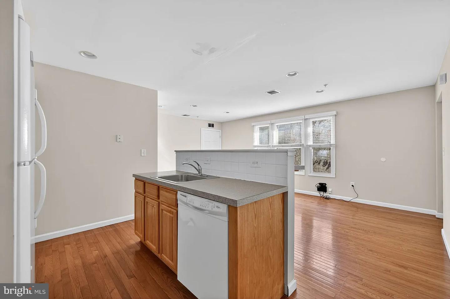 1521 N 15th St #2 Property Photo 12