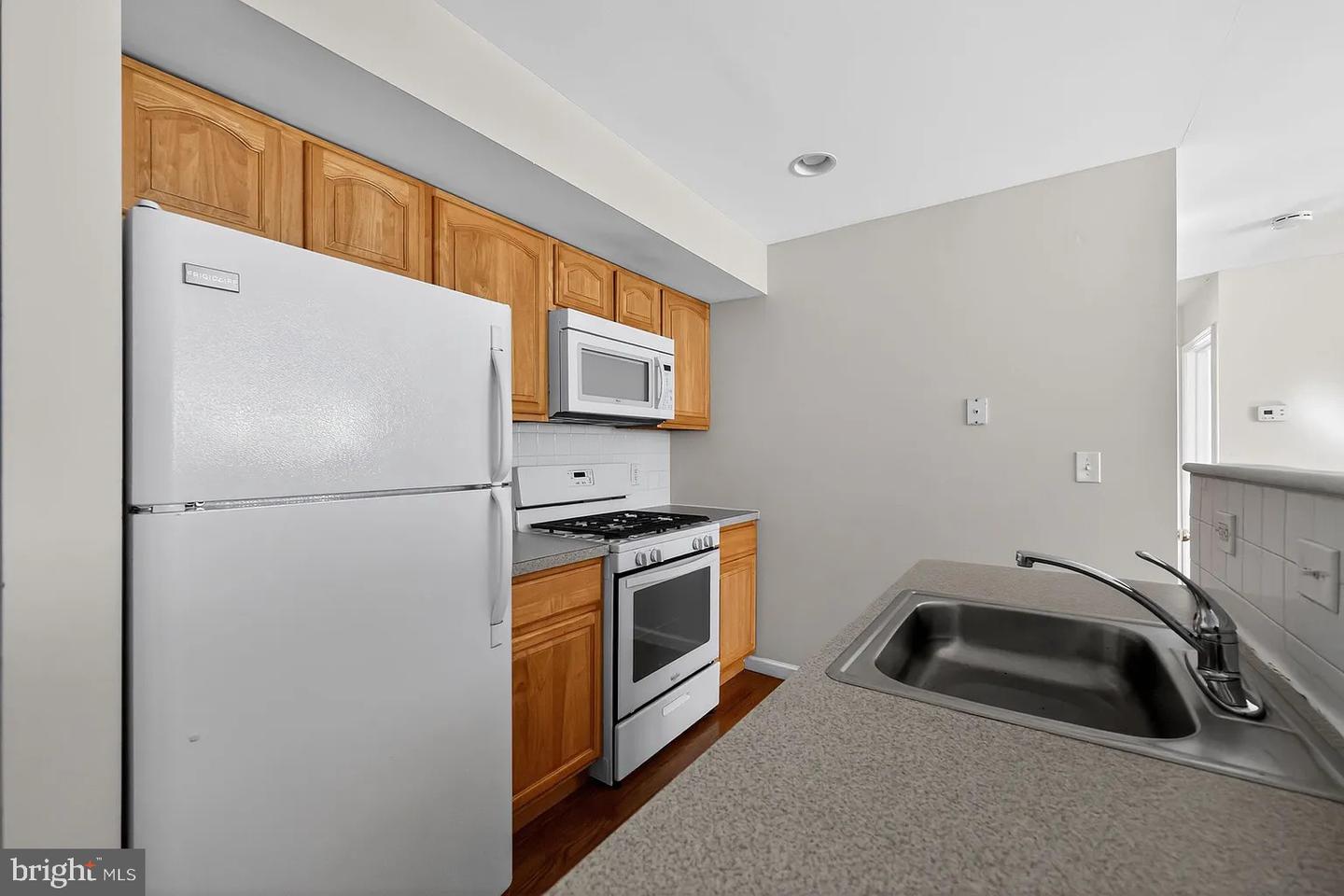 1521 N 15th St #2 Property Photo 17
