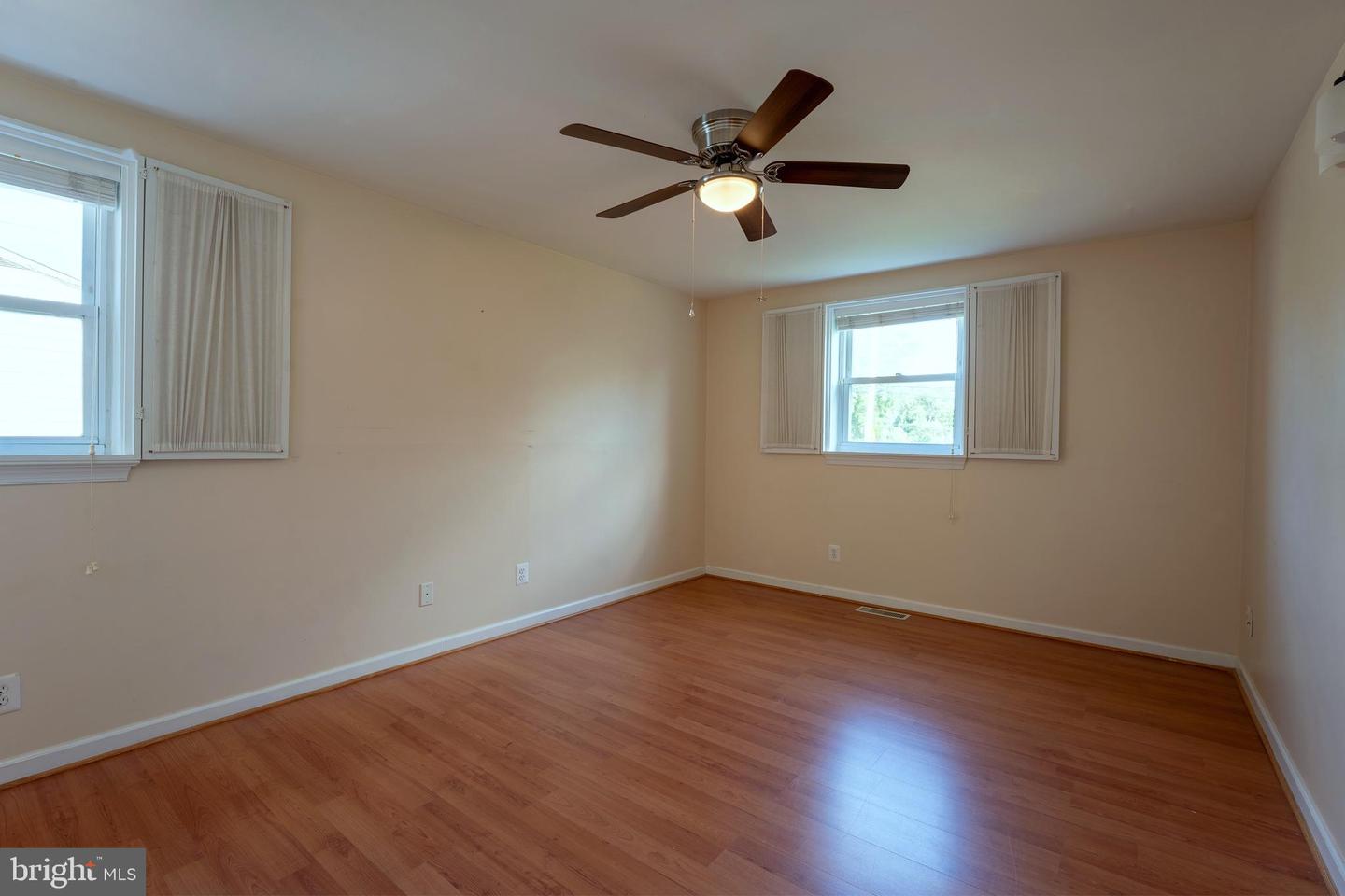 9712 Walley Ave Property Photo 30