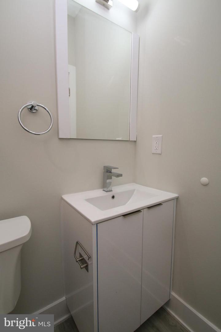 3718 Haverford Ave #1r Property Photo 9
