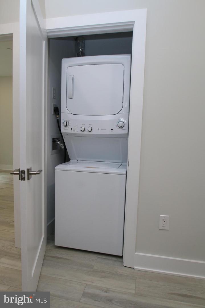 3718 Haverford Ave #1r Property Photo 11