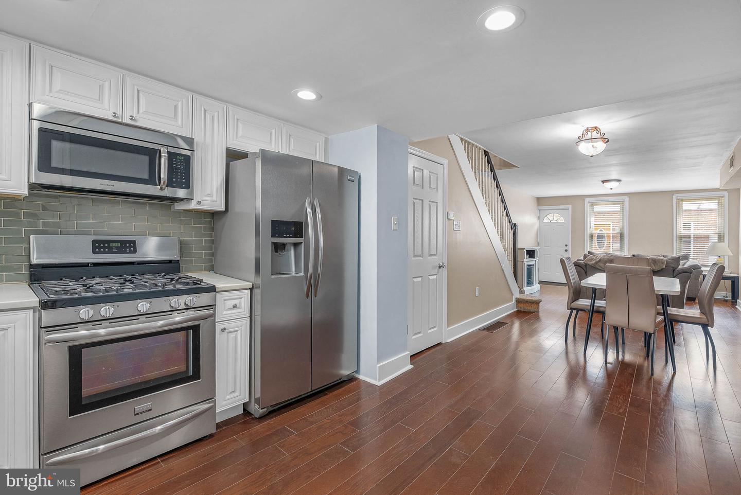 137 Sigel St Property Photo 11