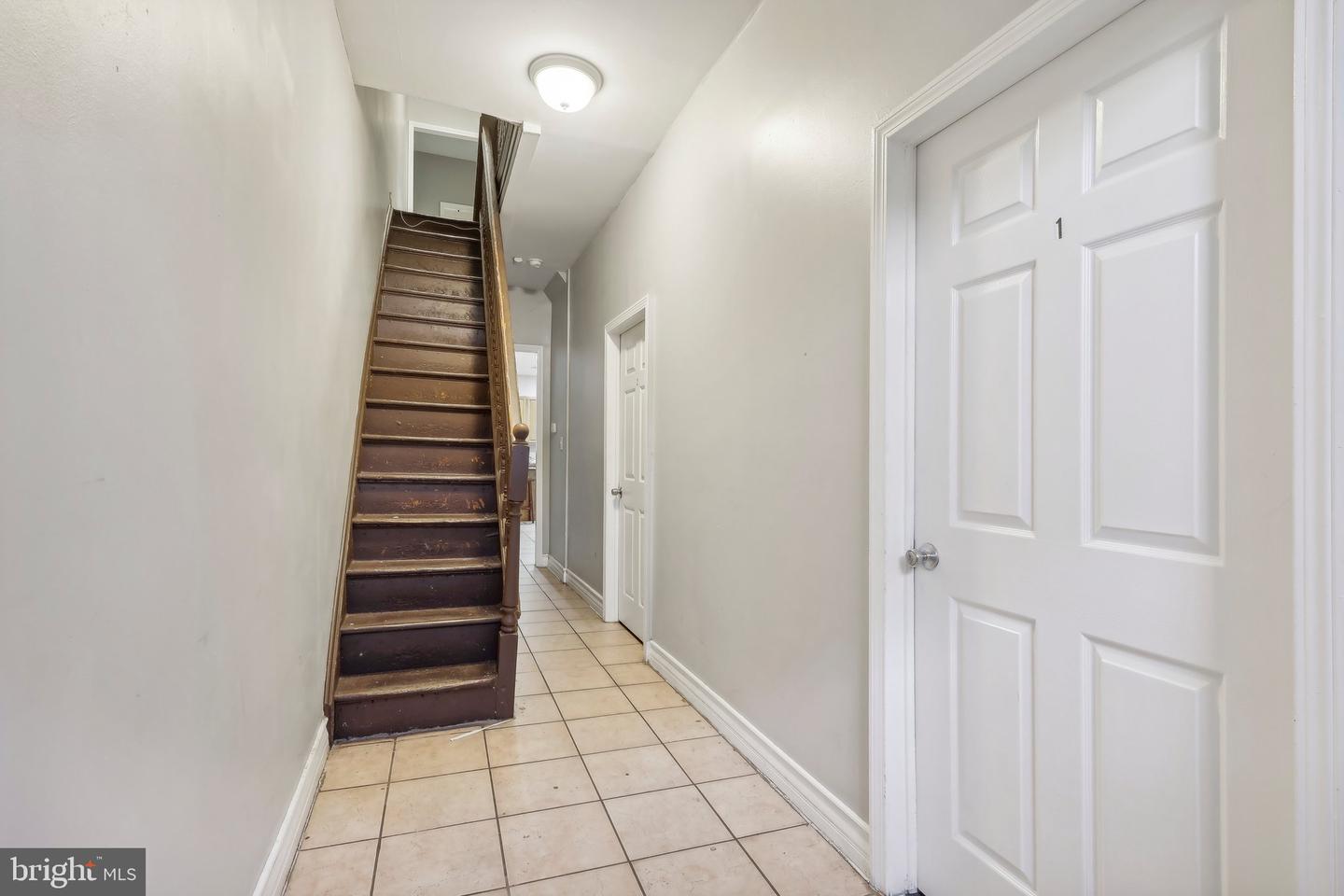 2212 N Camac St Property Photo 4