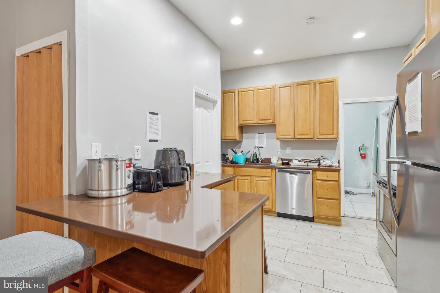 2212 N Camac St Property Photo 6
