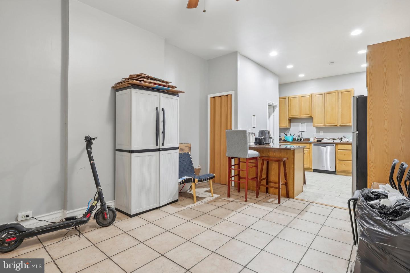 2212 N Camac St Property Photo 9