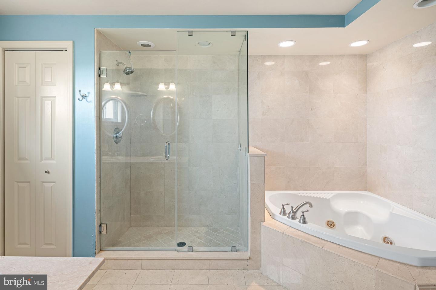 200-10 Lombard St #732 Property Photo 8