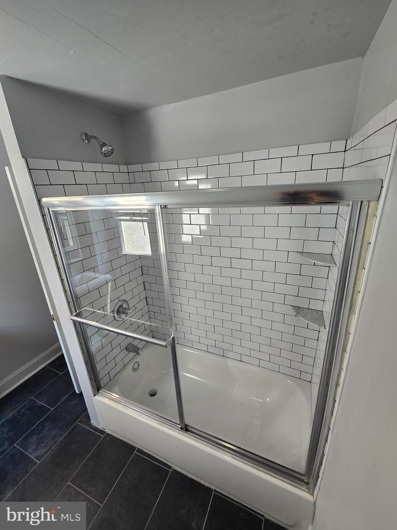4420 Fleming St Property Photo 14