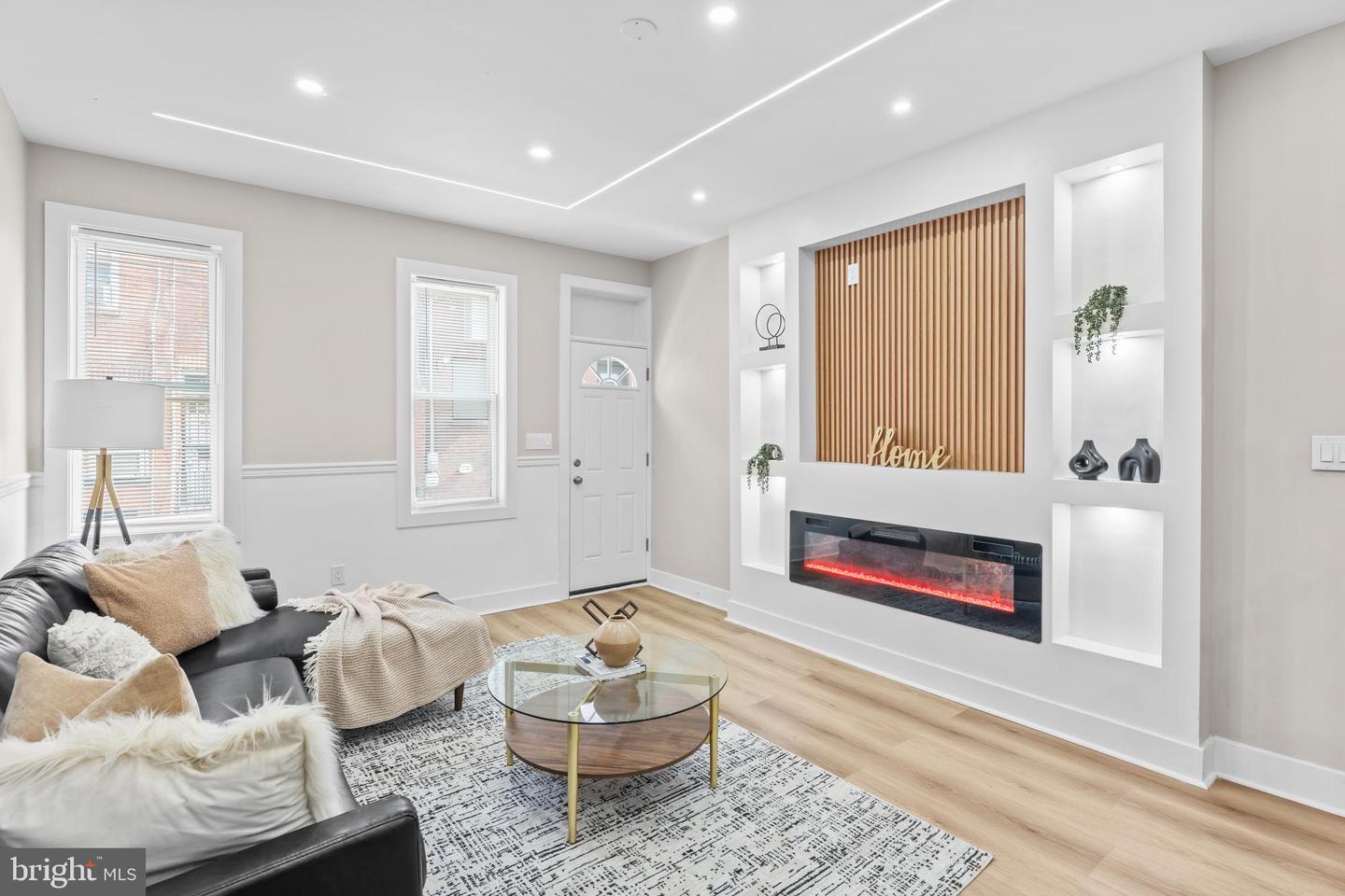 514 Winton St Property Photo 8