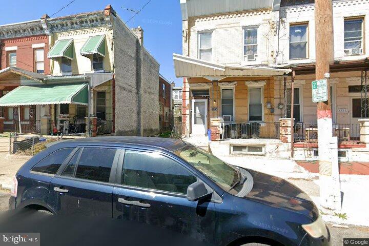 2918 N CAMAC ST Property Photo 1