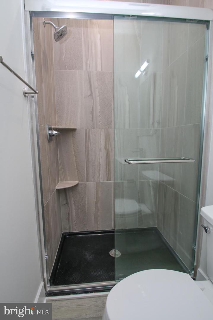 3718 Haverford Ave #3r Property Photo 11
