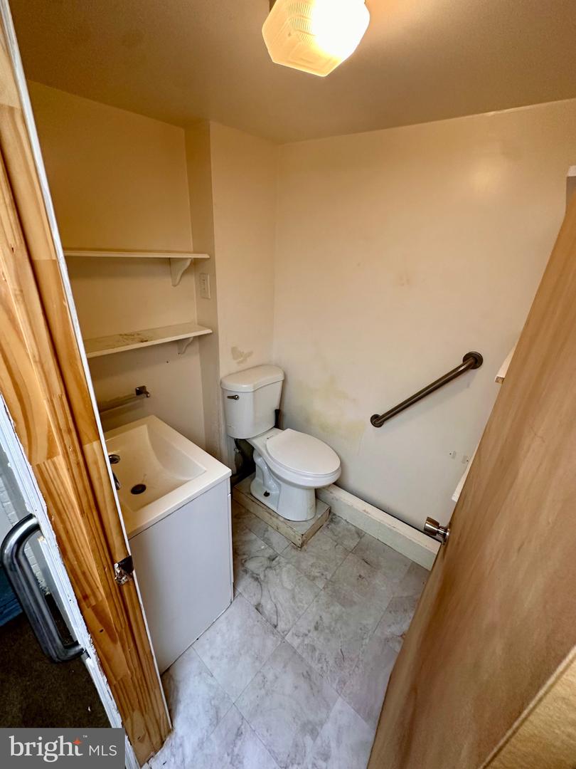 6063 Callowhill Property Photo 13