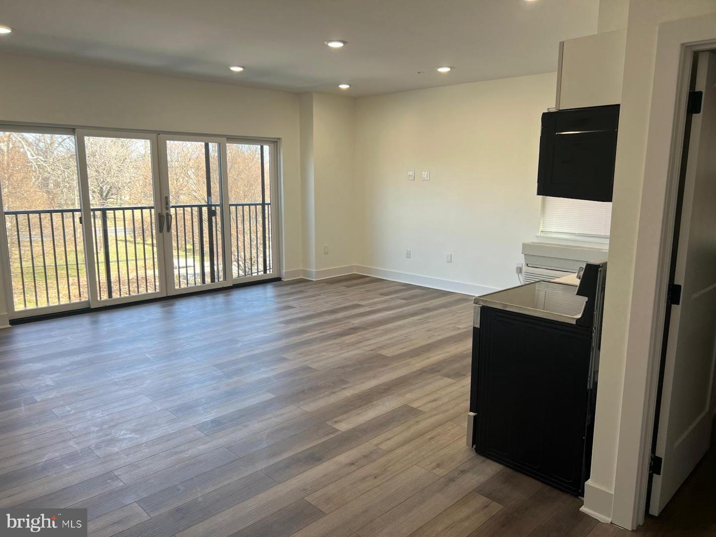 4146-48 Parkside Ave Property Photo 15