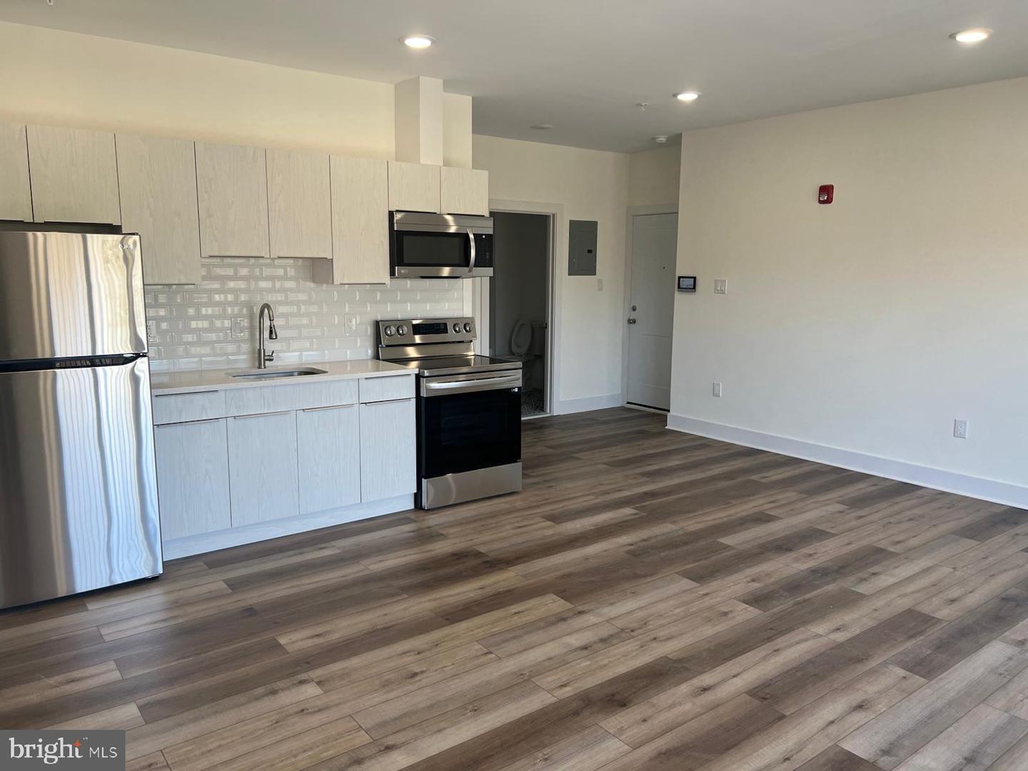 4146-48 Parkside Ave Property Photo 18