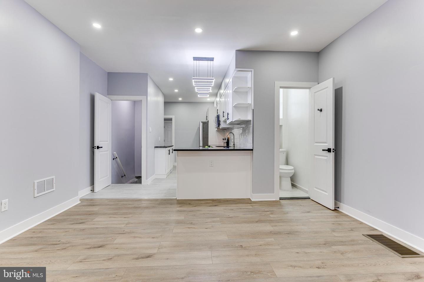 3309 N Gratz St Property Photo 14