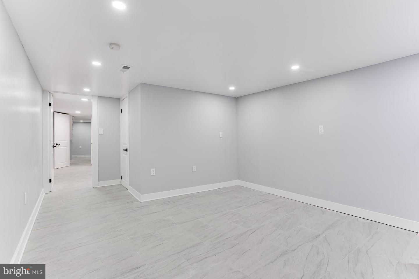 3309 N Gratz St Property Photo 38
