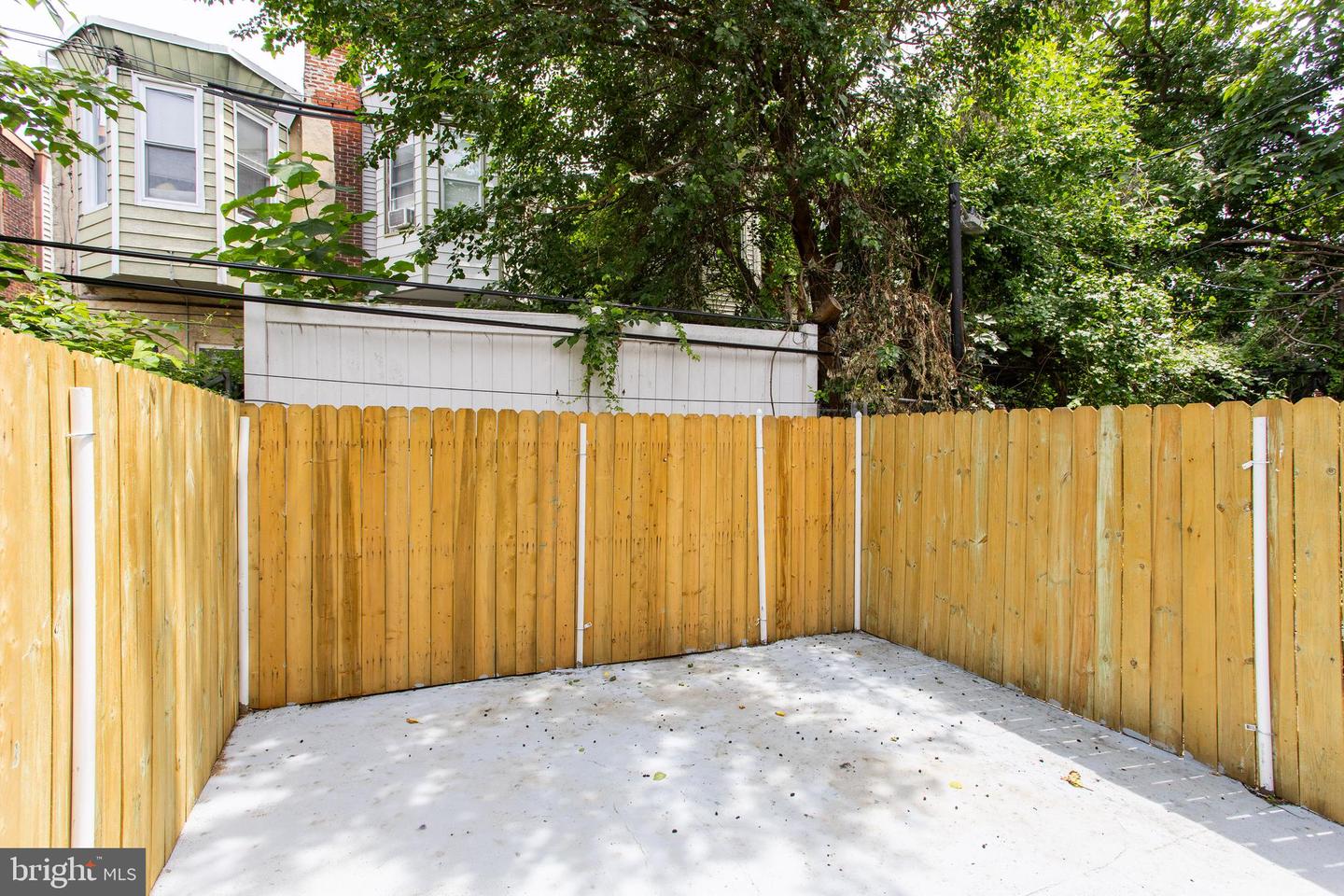 3309 N Gratz St Property Photo 40