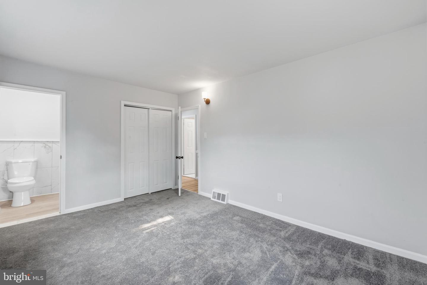 6406 Boyer St Property Photo 14