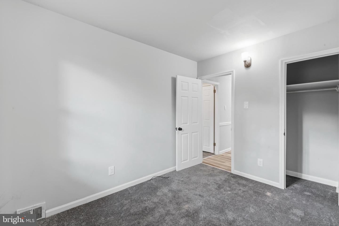 6406 Boyer St Property Photo 18