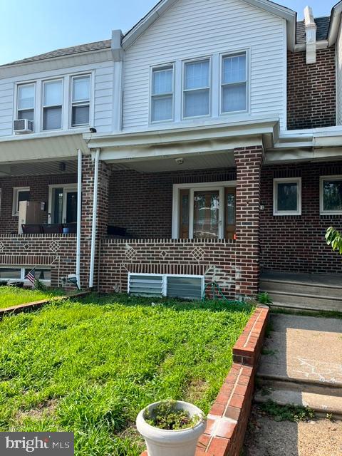 638 Roxborough Ave Property Photo 1