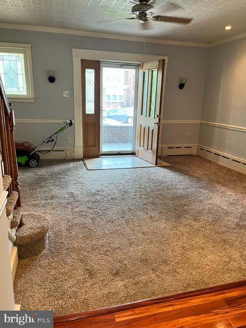 638 Roxborough Ave Property Photo 4