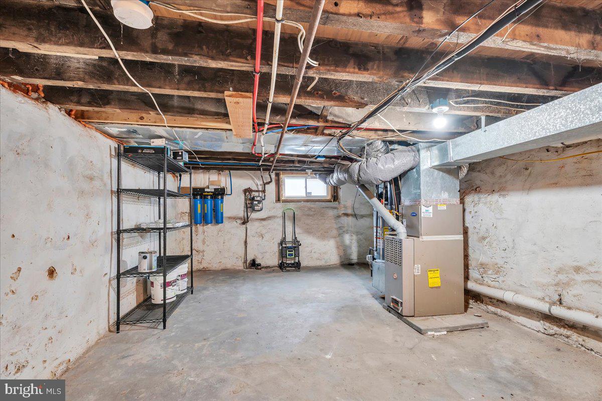 1328 S Mole St Property Photo 24