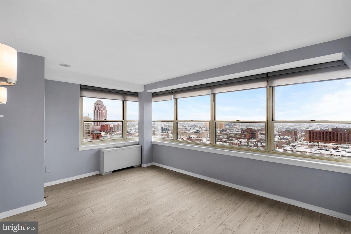 1810 RITTENHOUSE SQ #1608 Property Photo 1