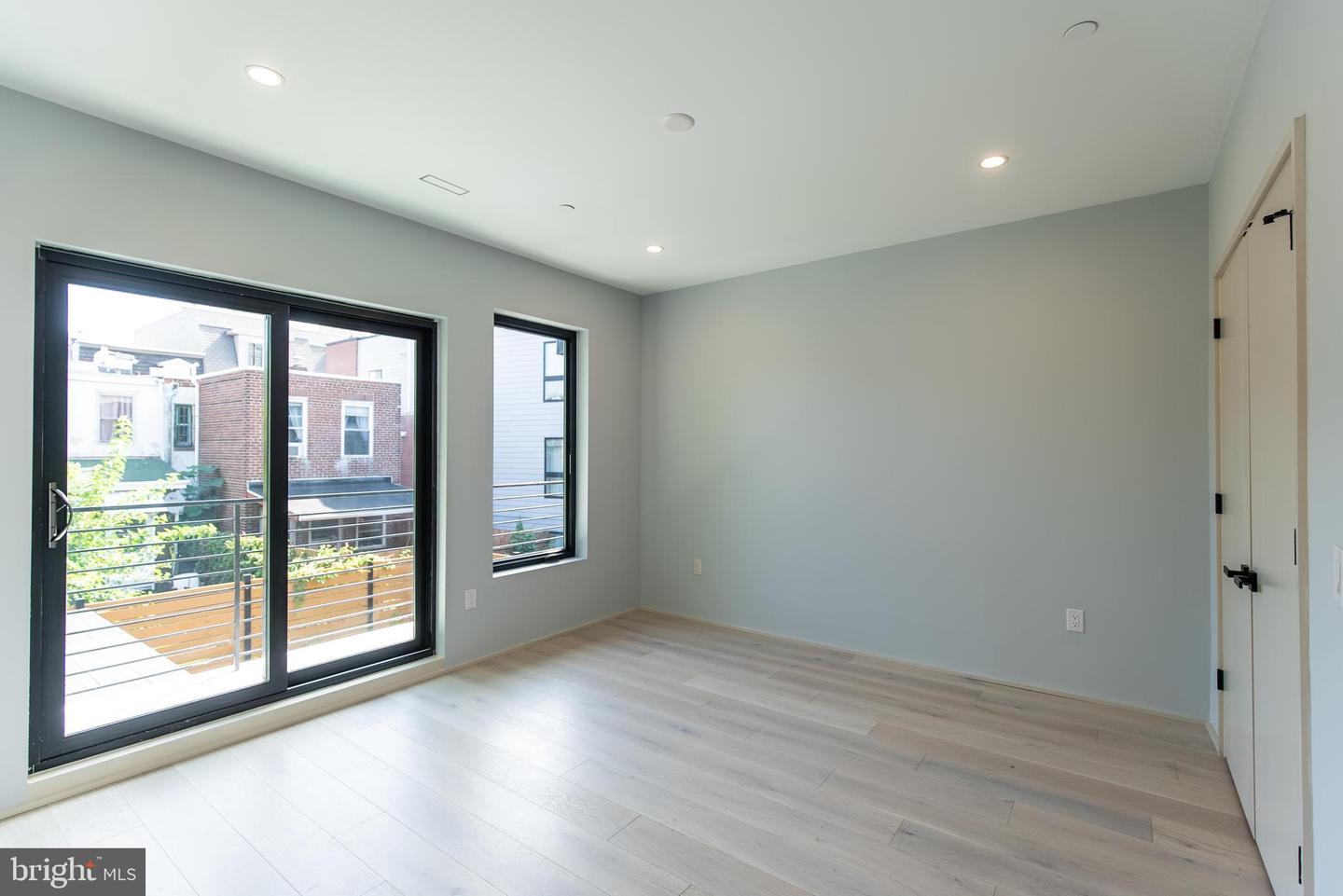 4513 Baker St Property Photo 45