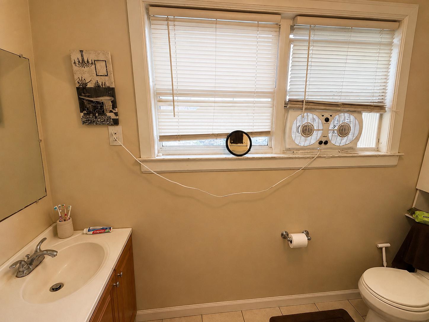 1537 E Luzerne Property Photo 20