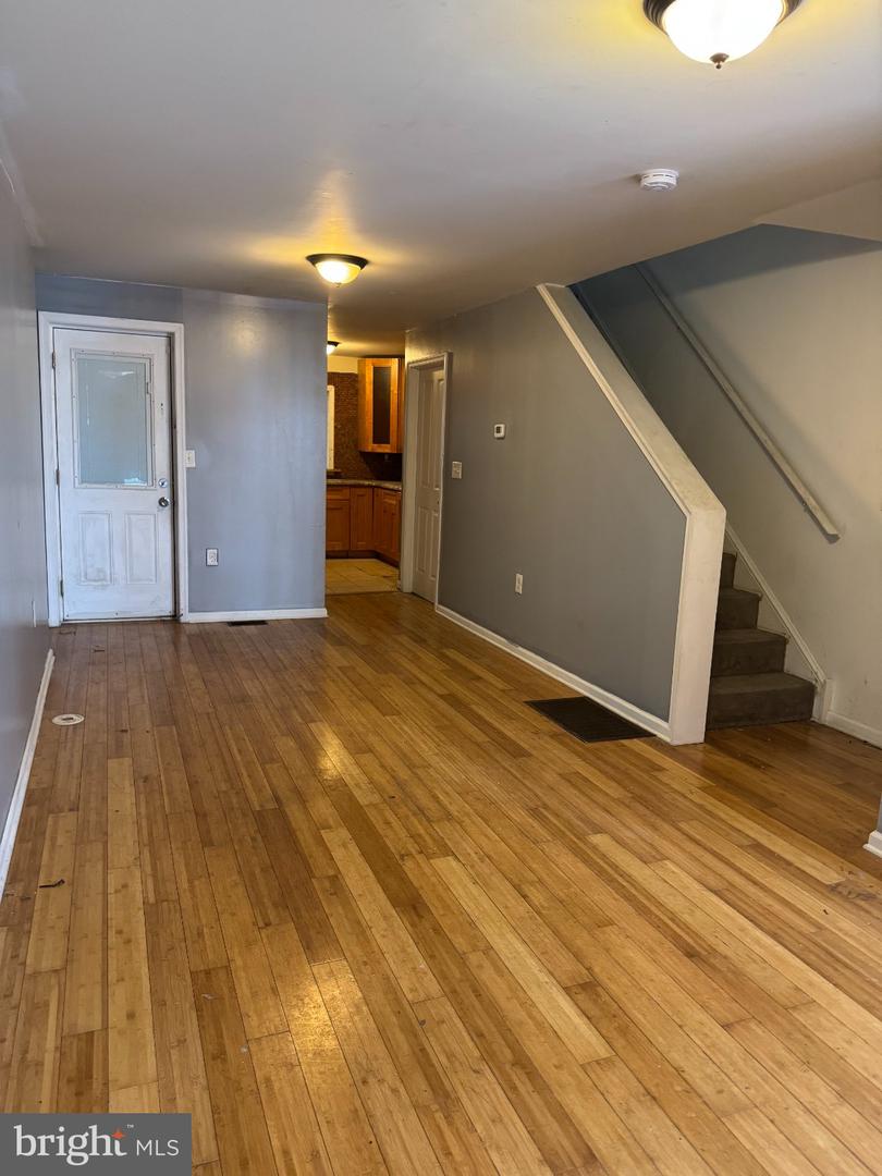 2205 N Bouvier St Property Photo 3