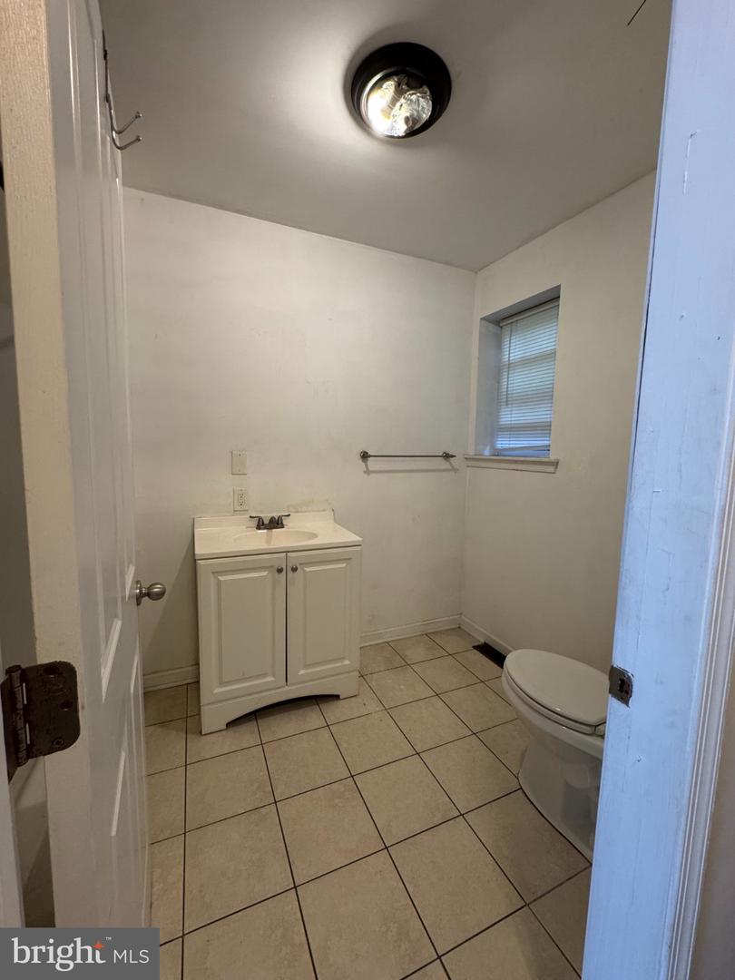 2205 N Bouvier St Property Photo 9