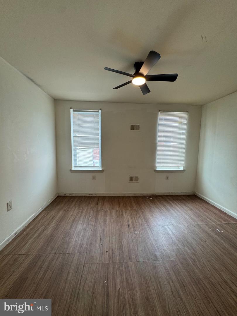 2205 N Bouvier St Property Photo 12
