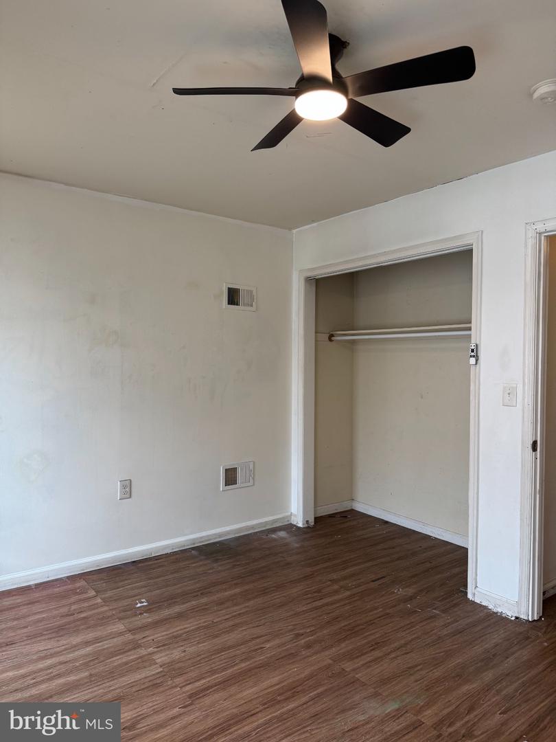 2205 N Bouvier St Property Photo 13