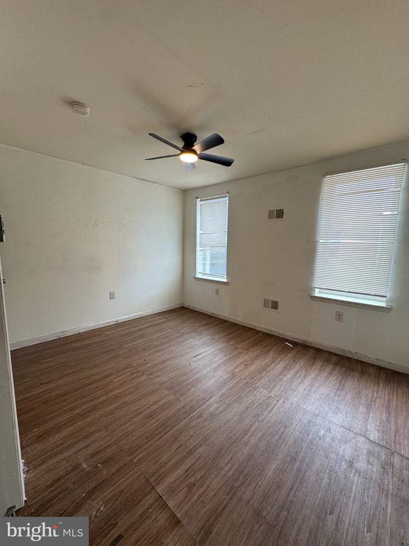2205 N Bouvier St Property Photo 15