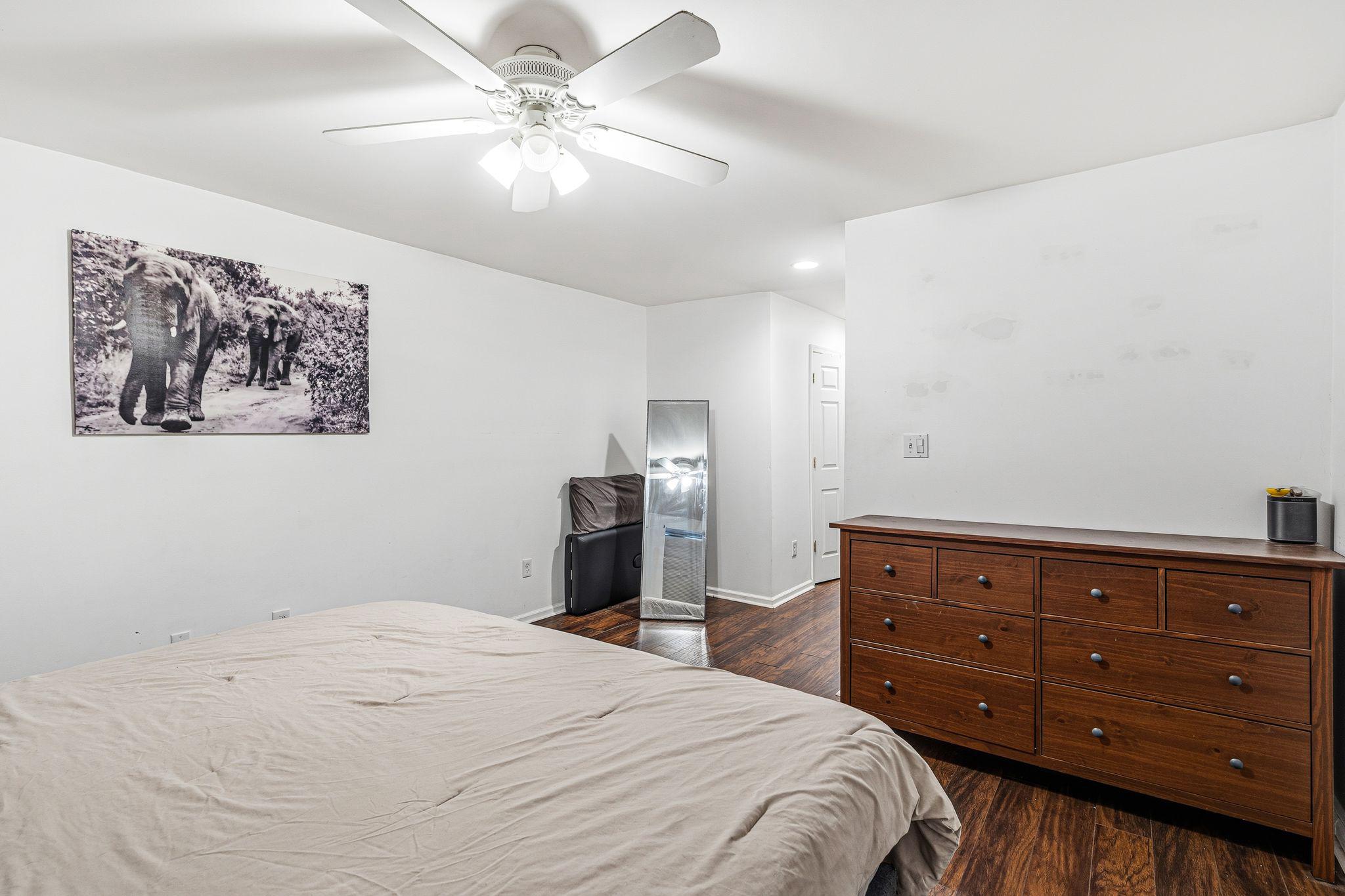 208 W Wildey St Property Photo 13