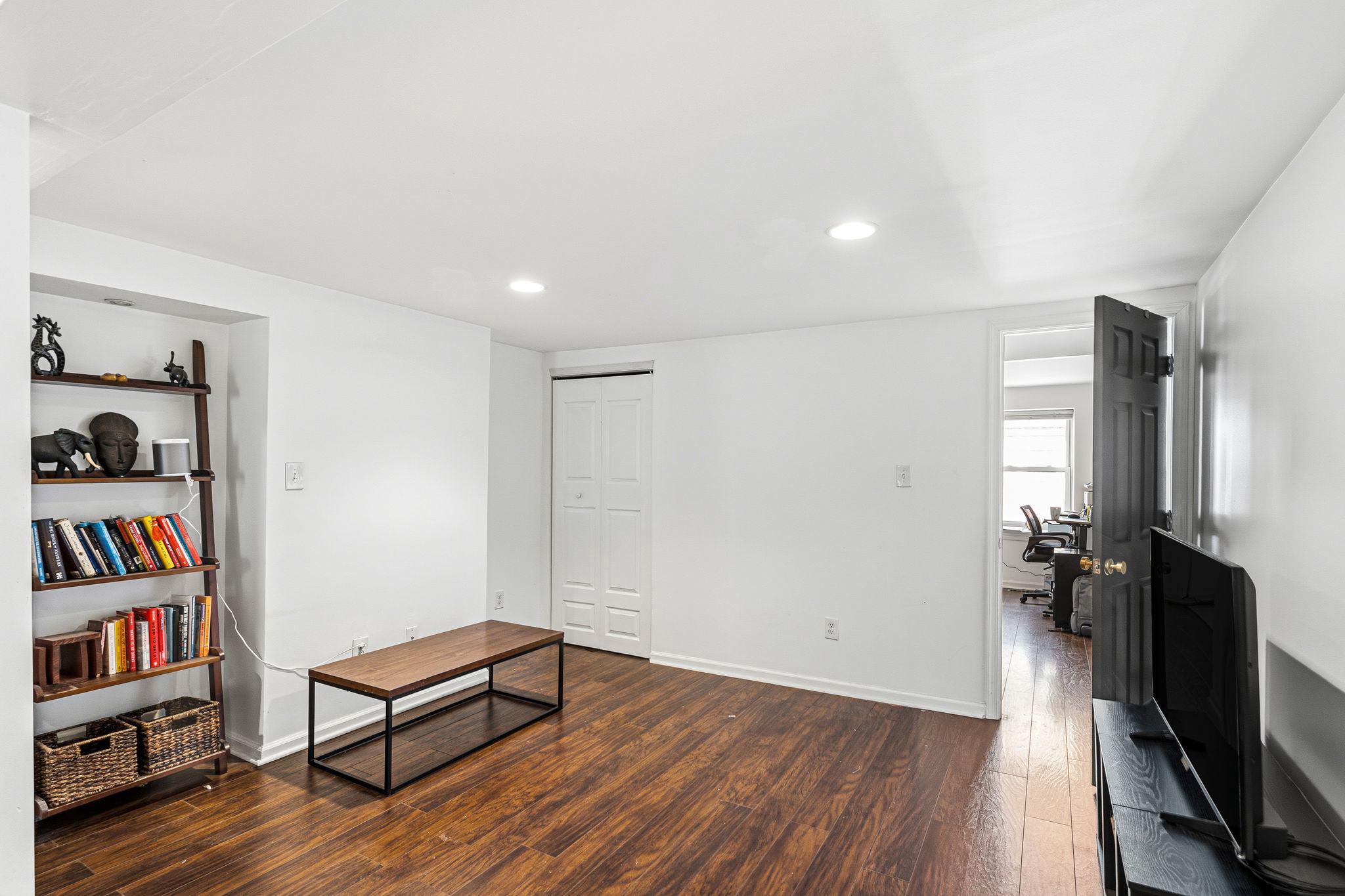208 W Wildey St Property Photo 26