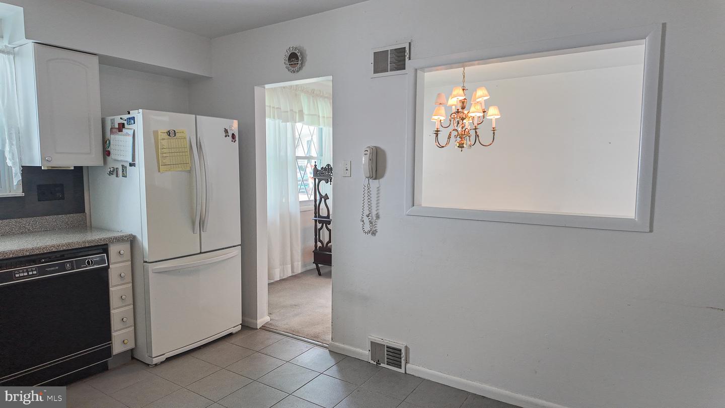 1103 Hedgerow Ln Property Photo 13