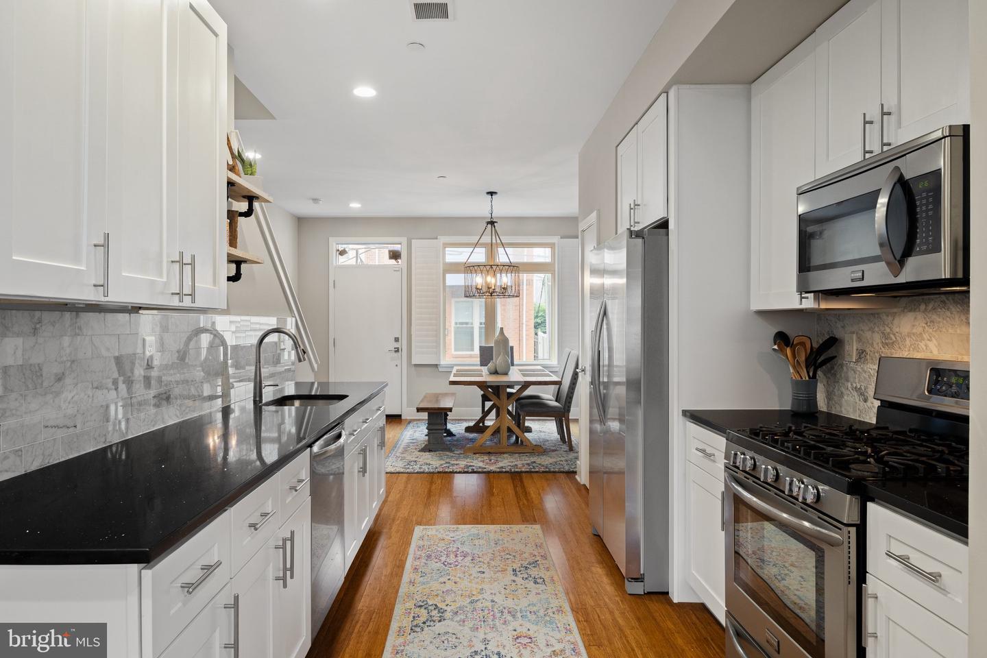 1409 S Colorado St Property Photo 4
